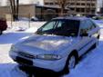 Witam mam do sprzedania Forda Mondeo MK1 z roku 1994 w kolorze srebrny metalik.
Oryginalny przebieg 160.000km udokumentowany częściowo książką serwisową oraz stanem pojazdu (środek jak nowy-na kierownicy jest jeszcze meszek, wszystko w środku jak nowe)