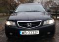 Witam.Mam do zaoferowania samochód Honda Accord z 2004r.Auto zarejestrowane po raz 1 w 2005r,kupione w polskim salonie w Honda Poland w Warszawie.Samochód w najbogatszej wersji wyposażenia,rzadko spotykana na naszym rynku,silnik benzynowy o poj.2400 cm3,o