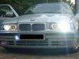 Witam, na sprzedaż posiadam BMW e36/ 316 coupe, rocznik 1996, przebieg niecałe 160tys.
Auto bardzo zadbane. Nie wymaga wkładu finansowego. Olej wymieniony w grudniu, przegląd ważny do maja 2013r.
Wyposażenie-sportowe zawieszenie, lampy angel eyes,