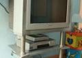 Telewizor Sony, odtwarzacz DVD, magnetowid, stolik