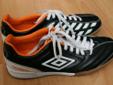 Umbro buty halówki do p. nożnej r 40 - prawie nowe, cena w sklepowa 12