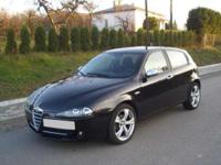 ALFA ROMEO 147 1.9 JTD 150KM SPORT Q2 LIMITED (JEDYNA W POLSCE Q2)
- dwustrefowy klimatronic
- 10x poduszka powietrzna
- skórzana kierownica
- 4x el.szyby
- 6 biegów
- aluminiowe felgi 17'
- nagłośnienie BOSE
- reg. wysokości foteli
- wielofunkcyjna