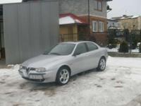 sprzedam alfa romeo 156 2.0 twin spark ze skrzynia biegów selespeed(manetki zmiany biegów w kierownicy), auto bogato wyposażone, posiada 4 el szyby, el.lusterka, el. szyberdach, alufelgi, climatronic, auto zakupione w polskim salonie, przebieg 187000 km,