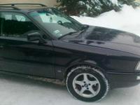 Posiadam do sprzedania audi 2,6 v6 quattro benzyna gaz z 1993r.Auto w ciaglej eksploatacji wymiana plynow na bierzaco,POLECAM NA ZIME . Wiecej informacji pod nr. tel 663-931-421
Rok produkcji: 1993, 260000 km, Moc: 156 KM, Pojemność skokowa: 2600