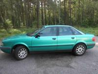 AUDI 80 B4 1995 r benzyna+gaz 2.0.Auto zadbane ,w stanie technicznym bardzo dobrym.Elektryczny szyberdach uchylany i otwierany całkowicie,alufelgi,radio+CD.Przegląd techniczny 09.2013,ważne ubezpieczenie .
Polecam,warto.
Rok produkcji: 1995, Pojemność