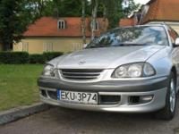 TOYOTA Avensis T22 Wagon '00r. 172tyś. km
2.0D-4D 110KM 250Nm
wersja Linea Luna Wyposażenie:
- elektryczne szyby z funkcją Auto dla kierowcy,
- elektryczne lusterka,
- klimatyzacja (nabita w tym roku),
- dodatkowe ogrzewanie,
- immobiliser,
- ABS,
- dwie