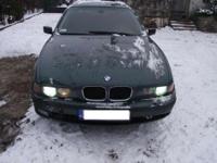 Witam
Mam dziś do zaoferowania BMW 525tds z 1997r
Auto jak na swój wiek trzyma się dobrze.Silnik w dobrej kondycji nie kopci.Skrzynia zmienia płynie biegi bez przeciągania czy szarpania.Auto uszkodzone jak na foto oraz pęknięta delikatnie miska