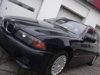 BMW 525d COMMON RAIL (POMPOWTRYSK TAKI SAM JAK 530d,NIE MYLIĆ Z TDS,TO NIE TDS)ROK PRODUKCJI 2000
AUTO SPROWADZONE Z NIEMIEC NIECAŁY ROK TEMU,ZAREJESTROWANE W KRAJU,AKTUALNY PRZEGLĄD I OC.
AUTO POSIADA ELEMENTY M-PAKIETU (KIEROWNICA,GAŁKA BIEGÓW,ZDERZAK