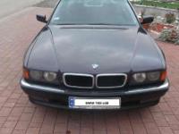 BMW 730i V8 rok produkcji 1994, automatyczna skrzynia biegów, wrzosowy metallic, ABS, ASC, elektryczne szyby, elektryczne lusterka, poduszki powietrzne, welurowa tapicerka, board komputer, tempomat, klimatronik dwusterfowy, komputer pokładowy (wskazuje