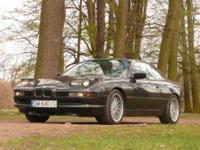 BMW 840Ci Auto z 1994 roku w wersji na rynek USA. Wyposażone w : ABS,ASC, 2 poduszki powietrzne, skóry, el. szyby i lusterka, el. szyberdach, podgrzewane i pompowane elektrycznie regulowane fotele z pamięcią trzech ustawień, el. regulowana kolumna