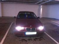 Witam posiadam do sprzedania bmw 318 tds compact z 1995 roku. auto jest po wymianie pompy wspomagania,
przewodów hamulcowych, końcówek oraz zrobiona jest zbieżność. Świeżo po wymianie
oleju (półsyntetyk) oraz płynu
chłodniczego. Zawieszenie auta jest w