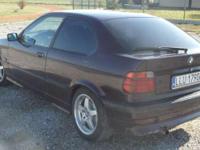 Sprzedam BMW E36 316 Compakt,rok produkcji 1995 benzyna + LPG.Samochód jak na swoje lata jest w dobrym stanie.
-przyciemnione szyby,
-ABS,
-radio CD z głośnikami (hertza),
-wspomaganie
-16 calowe alufelgi
-welurowa tapicerka
-2 poduszki powietrzne