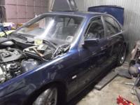 witam sprzedam bmw e39 wersia m m3   cala na czesci
czarna skora czarny caly srodek jak to w m ful opcja
wszystkie czesci elementy ciete wszystko . pisz dzwon