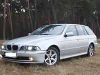 Mam do sprzedania BMW E39 530d KOMBI z silnikiem M57(142 KW - 193KM) z automatyczną skrzynią biegów Steptronic. Samochód został sprowadzony przeze mnie z Włoch we wrześniu 2010 roku. Stan techniczny samochodu oceniam na bardzo dobry. Zostały w nim