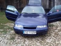 Witam. Opel Calibra 2.0 8v 115km 1995r, pierwsza rejestracja 1997r   zamienie na audi 80,bmw, honda civic V lub inne propozycję proszę kierować na maila. stan auta oceniam na dobry z tego względu że posiada rysy na obu stronach samochodu, taką kupiłem od