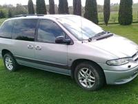 Sprzedam :
Chrysler Voyager 2.5 TD
Bezawaryjny- rozrząd na kołach zębatych.
Pierwsza rejestracja 2001r.
Pierwsza rejestracja w kraju 2008r.
Pierwszy właściciel ,niepalący.
Przebieg 228 000km.
Serwisowany na bieżąco.
-7-osobowy (komplet foteli)
-skórzane