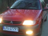 Do sprzedania Citroen Saxo 1,4 VTS. Bardzo fajny samochód ze żwawym i oszczędnym silnikiem, bardzo dobrze sprawdza się w mieście ale dzięki 75KM w trasie też nie jest ostatni. Posiada elektryczne szyby, elektryczne lusterka, szyberdach. Sprzedaję ponieważ