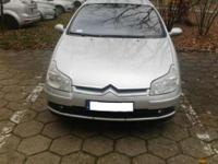 Witam serdecznie
Na sprzedaż proponuję samochód marki Citroen C5 z niezawodnym silnikiem o pojemności 2,0 litrów. Autem tym jeździ się naprawdę komfortowo ze względu na hydraulicznie sterowane zawieszenie, które dopasowuje się idealnie do Polskich dróg.