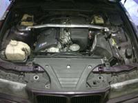 03.1995, 3200cm, 380KM., redline: 8800 rpm.,vmax: 310km/h
200 tys km przebiegu (buda),
50 tys km przebiegu (silnik)
M3 cabrio e36, vin WBS, wizualnie pełen oryginał.
Mam ją 5 lat:
- 3 lata na silniku oryginalnym s50b30 - 286km, ale zaczeła stukać panewka