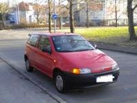 Sprzedam fajne i ekonomiczne auto Fiat Punto z 1998rok o pojemnośći 1100.Punto w wersji włoskiej 2 lata w kraju blacharka w ocynku.Silnik chodzi idealnie, żadnych wycieków, nie kopci, dynamiczny i oszczędny. Skrzynia biegów sucha, biegi wchodzą bez