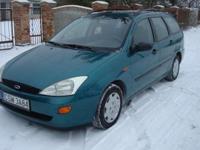 Ford Focus 1.8 TDDI wspomaganie,klimatyzacja,elektryczne szyby,centralny zamek na pilota,abs,hak,relingi,roleta,radio cd,I własciciel, karta pojazdu,3 lata w polsce,zadbany,zarejestrowany. GRUDZIADZ.