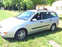 FORD FOCUS 1.8 TDDI - 90KM - KOMBI
Rok produkcji – 2000
Wyposażenie :
ABS, centralny zamek, klimatyzacja, poduszki powietrzne x4, relingi, odczepiany hak, alufelgi,elek.szyby x2, radio+CD,
Auto zarejestrowane !!!
Auto do delikatnych poprawek lakierniczych