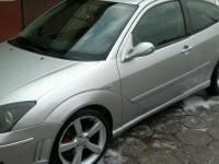 FORD FOCUS Z 1998 ROKU 1.8 BENZYNA Z PRZEBEGIEM 179 TYS KM O MOCY 115 KONI, KOLOR SREBRNY METALIK.
WYPOSAZENIE: ABS,ESP , KLIMA MANUALNA , ELEKTR SZYBY, 4X PODUSZKA POWIETRZNA,
WSPOMAGANIE KIEROWNICY,CENTRALNY ZAMEK W KLUCZYKU, 2 KAPLETY KOL 17,
ALU LATO