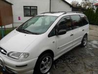 Witam na sprzedaż Ford Galaxy 2.8 VR6 174 KM. Auto 6 osobowe, zarejestrowane w kraju od 2007 roku. Wersja ghia, po wymianach klocków, tarcz, płynów, zawieszenie bez żadnych luzów. Rozrząd na łańcuchu. Gaz 5 letnii sekwencyjny, bezobsługowy. Przebieg 260