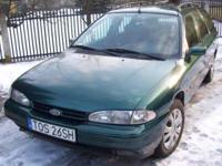 Witam. Przedmiotem aukcji jest Ford Mondeo. Samochód jest w ciągłej eksploatacji. Jestem jego właścicielem od 7 lat. Auto jest doinwestowane i bezwypadkowe. Posiadam 4 opony letnie oraz 4 zimowe. Spalanie bardzo małe ok. 5l/100Km. Delikatne oznaki rdzy.