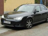 Sprzedam Forda Mondeo w bardzo nietypowej wersji Titanium X – połączenia ST oraz ekskluzywności ówczesnej Ghia. Ja kupiłem go w 2009 roku „po znajomości” od pierwszego właściciela (nawet nie zmieniałem rejestracji) a on od dealera Forda w Krakowie w 2005