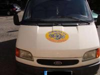 SPRZEDAM
FORD TRANSIT 2,5 D
ROK PROD. 1997
AUTO W DOBRYM STANIE TECHNICZNYM I WIZUALNYM
SAMOCHÓD ZAREJESTROWANY JAKO CIĘŻAROWY Z MOŻLIWOŚCIĄ ODLICZANIA VAT Z PALIWA
ZA PRZEDNIMI FOTELAMI JEST POSTAWIONA ŚCIANKA, PAKA JEST PRZESZKLONA, SZYBY OBKLEJONE