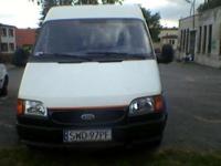 ford w bardzo dobrym stanie bez turba bez wspomagania most suchy nic nie stuka nie puka oprocz jednej gałki auto miało ostatnio robione zawieszenie przód silnik chodzi idealnie plus grzałka na zime która jest w bloku silnika zapraszam na