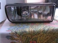 Witam!!!
Posiadam do Sprzedania w Idealnym Stanie prawy HALOGEN BLACK CLEAR do BMW E36.
Serdecznie Polecam!!!