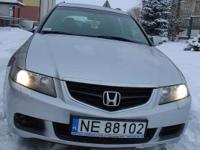 HONDA ACCORD 2.2 CDTI SREBRNA KOMBI 2004.Przebieg autentyczny 216 TYS. KM, od ponad roku w Polsce, wcześniej sprowadzona z Niemiec, serwisowana do 2010r. Auto jest zadbane sprawne, mało pali a zarazem żwawe jak przystało na hondę z tym silnikiem, oleje