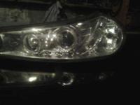 sprzedam lampe lewa ford mondeo kompletna. prawa uszkodzona .orginalnie wbudowane diody led