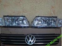 KOMPLET NOWYCH TUNINGOWYCH LAMP CLEAR
LAMPY PRZEDNIE z kierunkowskazami
+ GRILL
typu CLEAR
VW PASSAT B5 od 1996r do 2000r
komplet składa się z :
2 lampy -prawa i lewa CLEAR
i 2 kierunkowskazy - prawy i lewy CLEAR
lampy na żarówki H1 + H7
+ GRILL CHROM