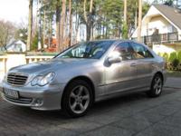 Witam mam do sprzedania Mercedesa C 200 CDI Z 2005 roku w wersji AVANTGARDE po lifcie użytkowany przez kobietę . Super autko na Polskie drogi !!! Polecam
Rok produkcji: 2005, Moc: 122 KM, Pojemność skokowa: 2148