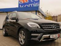 MERCEDES ML350 AMG   - AIRMATIC PANORAMA KAMERA FVAT23%- Opis:
Auto w bardzo dobrym stanie technicznym i wizualnym, bardzo zadbane i w pełni sprawne, garażowane, nie wymaga absolutnie żadnego wkładu finansowego. 100% bezwypadkowe. Od pierwszego włściciela