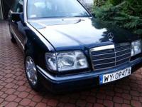 Witam ,
Mam do sprzedania Mercedesa W124 z silnikiem 2,5 l i automatyczna skrzynia biegów
Spalanie samochodu w miescie to 8 l ON , w trasie 1 litr mniej
W samochodzie były podczas uzytkowania były wymienione następujace rzeczy
-kompletny wydech
-przednie