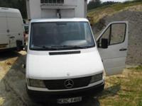 Do sprzedania mercedes sprinter 412 chłodnia z roku 1999 , ładowność 3,5 t , pojemność silnika 2,9 l , samochód w ciagłej eksploatacji ubezpieczony aktualny przeglad . Wrazie pytań prosze dzwonić