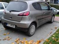 Mam do sprzedania samochód Mitsubishi Colt 1.3 benzyna 90 KM, 3-drzwiowy metalik, klimatyzacja, pełna elektronika, rok produkcji 2011, przebieg 8500 km. Auto jest zadbane, zakupione w październiku zeszłego roku w salonie Mitsubishi. Gwarancja do 2014