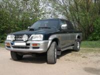 Mam do sprzedania Mitsubishi L200, 1999r. pojemność 2.5D przebieg 330tyś. rok w kraju ABS, 4x4, el. szyby, el. lusterka, centralny zamek, poduszka powietrzna, radio / CD, wspomaganie kierownicy, welurowa tapicerka cena 19500zł telefon 6O1O53345
Rok