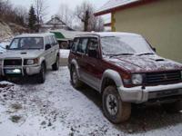 Witam mam do sprzedania pajero mechanicznie w bdb stanie karoseria do lekkich poprawek blacharsko lakierniczych rama zdrowa ale dokładam w tej samej cenie anglika w wersji gls skórzane tapicerki karoseria w dobrym stanie blokady mostów zawsze mozna zrobic