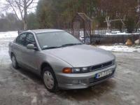 Sprzedam mitsubishi galanta 2.0 16v 136km . Auto w ciaglej eksploataci. Stan oceniam dobry . Do poprawek blacharka a konkretnie tylne nadkola ale to chyba jak w kazdym galancie.Kupilem go w pazdzierniku ale musze go sprzedac poniewaz wyjezdzam za granice.