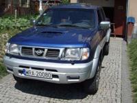 Nissan Navara D22 2,5TDI 2001r wersja KING KAB sprowadzony w 2012r. od 2 właściciela ze Szwecji, przebieg ok 190tys km z historią serwisową po przeglądach i wymianach: - wersja ostatnia z kultowym niezniszczalnym japońskim silnikiem bez elektroniki na