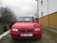 SPRZEDAM SAMOCHÓD OSOBOWY OPEL ASTRA 1.7TD Z 1994R. AUTO JEST ZADBANE, CZYSTE I W DOBRYM STANIE TECHNICZNYM. AKTUALNY PRZEGLĄD I UBEZPIECZENIE. WYPOSAŻONE W PODUSZKĘ POWIETRZNĄ, WSPOMAGANIE KIEROWNICY, CENTRALNY ZAMEK, RADIO I HAK. WIĘCEJ INFORMACJI POD