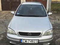 Opel Astra II 2.0 Diesel
Centralny zamek z pilota, wspomaganie kierownicy, radio cd, immobiliser, komplet opon zimowych, poduszka powietrzna, hak.
BDB stan techniczny. Polecam