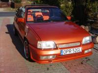 Witam, do sprzedania Opel Kadett GSI Cabrio w wersji Bertone. Jestem jego pierwszym właścicielem w Polsce. Pierwsza rejestracja w kraju 2007rok, Nowy rozrząd, sprzęgło, hamulce. Tłumik Remusa, felgi 16 cali. Samochód w bardzo dobrym stanie, jedynym