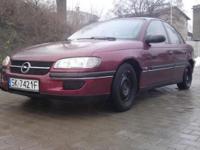 Witam do zaoferowania mam samochód jakim jest Opel Omega 2,0 8V czyli z niezawodnym silnikiem 8 zaworowym oraz 1,5 roczną sekwencyjną instalacją gazową.Omega jest po konserwacji podwozia oraz profili zamkniętych,wymianie całego układu