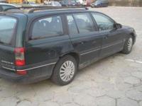 SPRZEDAM!! OPEL OMEGA KOMBI 2.0 16V B. 94r. Auto w stanie dobrym,jeździ i odpala bez problemu,akumulator na gwarancji do 11.2013,ubezpieczenie ważne do stycznia 2013,przegląd ważny do 10.06.2013,w tym roku wymienione zostały hamulce,do auta dorzucam 2